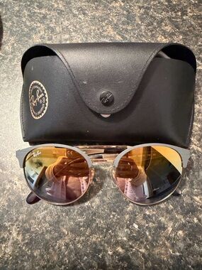 Ray-Ban Gold Frame Sunglasses with Mirrored Brown/Gold Lenses and Black Case